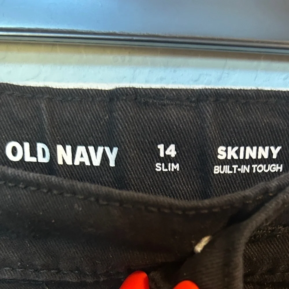 Old Navy black skinny jeans, Boys sz 14, NWOT, not ripped or distressed, NWOT